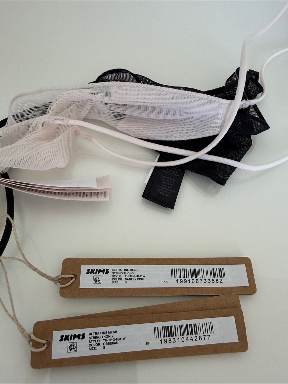 SKIMS ultrafine mesh string thong 2 pair - Picture 3 of 4